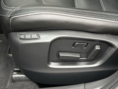 Certified 2025 MAZDA CX-5 AWD 2.5 S w/ Preferred Package image 10