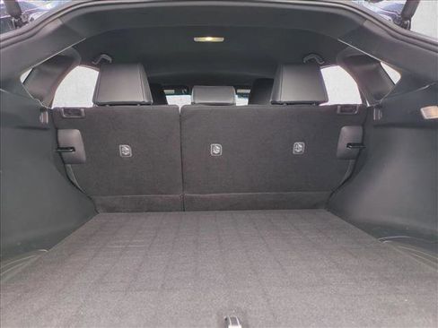 Certified 2024 Toyota Venza XLE AWD/4WD image 6