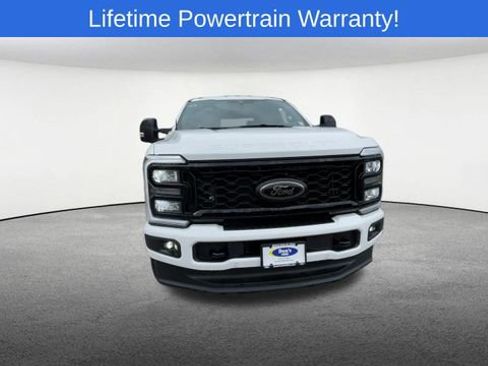 New 2026 Ford F250 Lariat w/ Black Appearance Package image 3