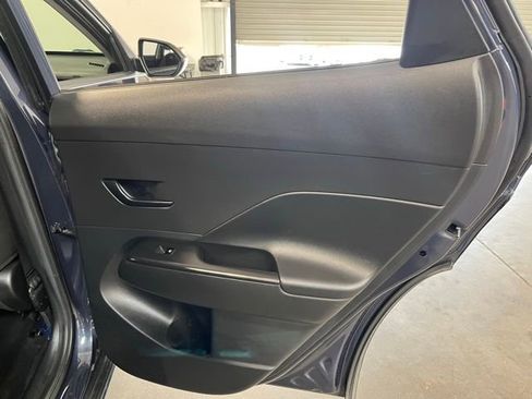 Used 2025 Hyundai Kona SEL image 15