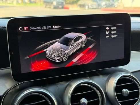 Used 2021 Mercedes-Benz C 300 Sedan image 7
