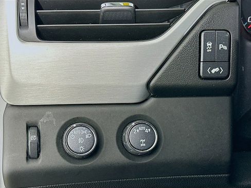 Used 2019 GMC Yukon SLE w/ Convenience Package image 10