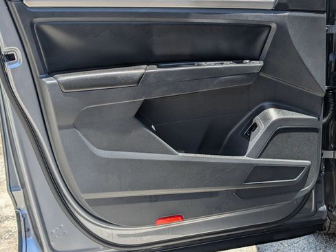 Used 2018 Volkswagen Atlas SE FWD image 15