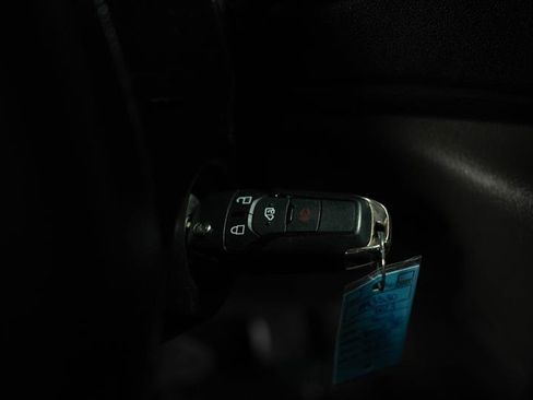 Used 2023 Ford Transit 350 XLT image 21