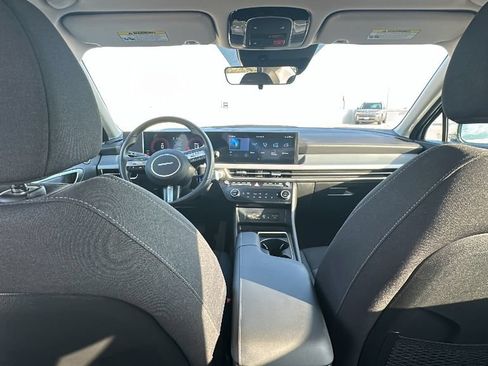 Used 2025 Hyundai Sonata SEL FWD image 29