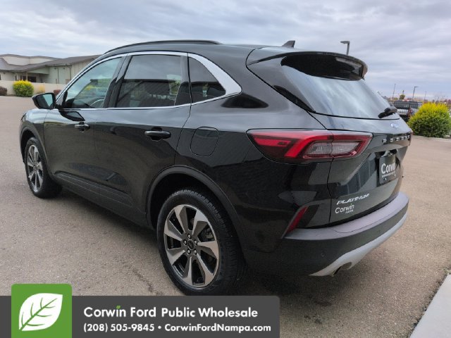 Used 2024 Ford Escape Platinum AWD/4WD image 5