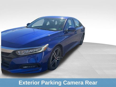 Used 2018 Honda Accord Sport image 11