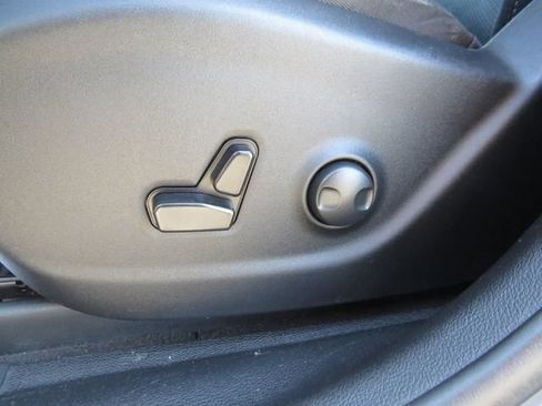 Used 2023 Jeep Cherokee Altitude Lux AWD/4WD image 13