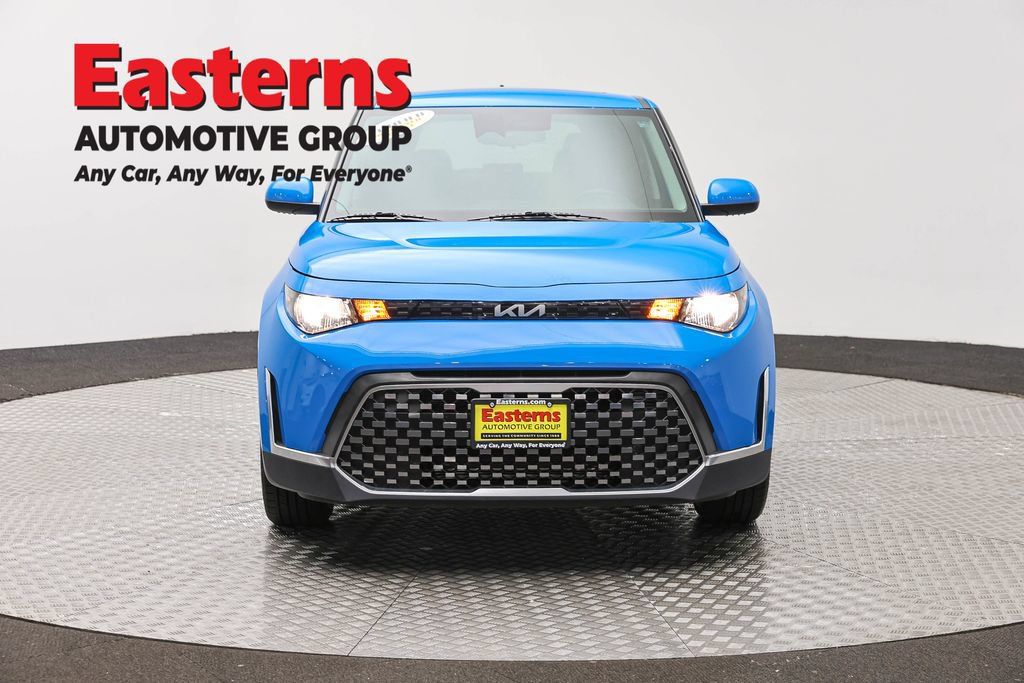 Used 2023 Kia Soul EX FWD image 4