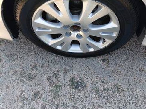 Used 2011 Toyota Avalon FWD image 10