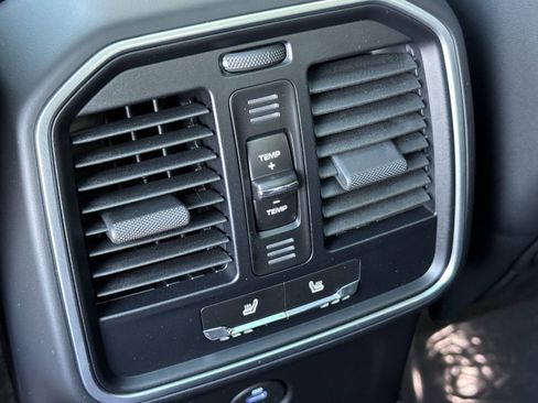 New 2026 Porsche Macan Turbo image 15