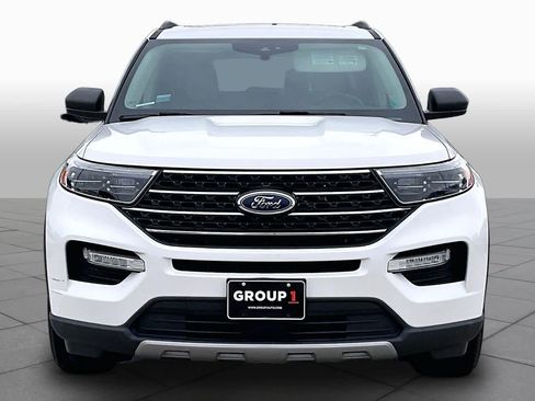 Used 2020 Ford Explorer XLT w/ Equipment Group 202A RWD image 4