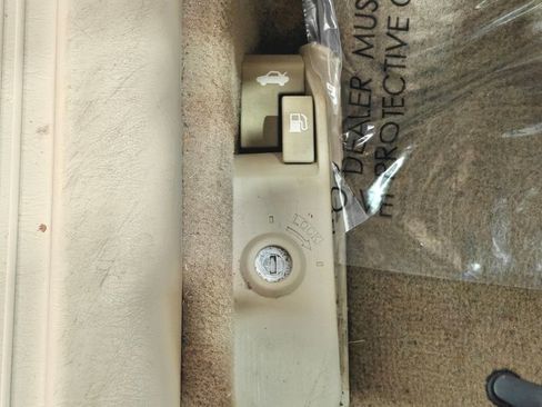 Used 2007 Toyota Solara SLE image 32