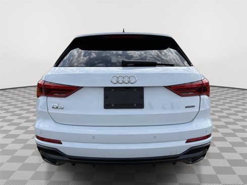 Used 2022 Audi Q3 2.0T Premium Plus AWD/4WD image 4