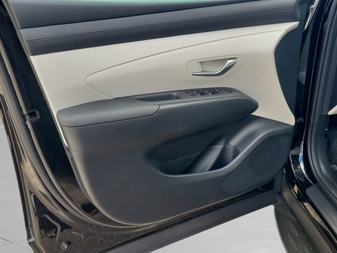New 2026 Hyundai Tucson SEL FWD image 17