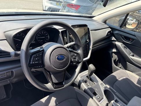 Used 2025 Subaru Crosstrek 2.5i Premium AWD/4WD image 4