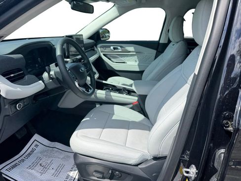 New 2026 Ford Explorer Platinum w/ LUX Leather Package AWD/4WD image 11