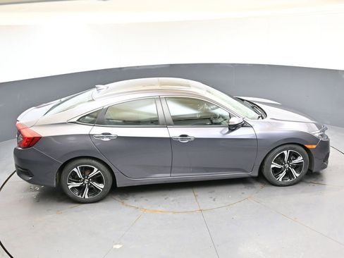 Used 2017 Honda Civic Touring image 41