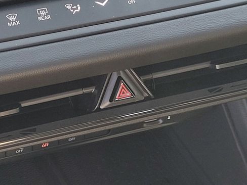 New 2024 Dodge Charger R/T w/ Plus Group image 20