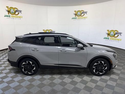 Certified 2023 Kia Sportage SX FWD image 11