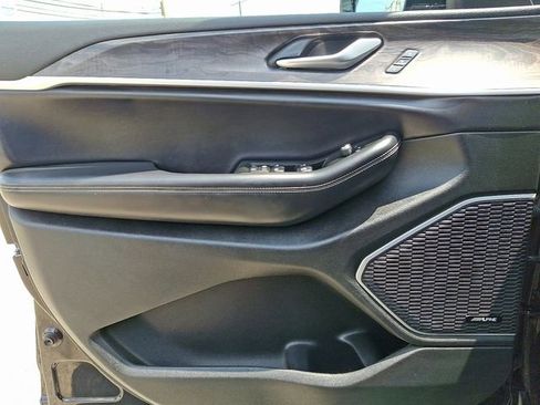 Used 2021 Jeep Grand Cherokee L Limited image 15