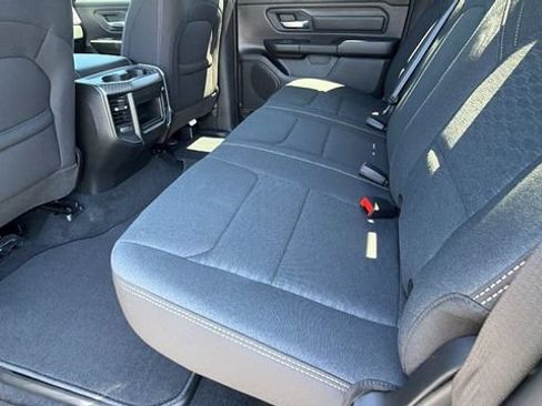 New 2026 RAM 1500 Express AWD/4WD image 16