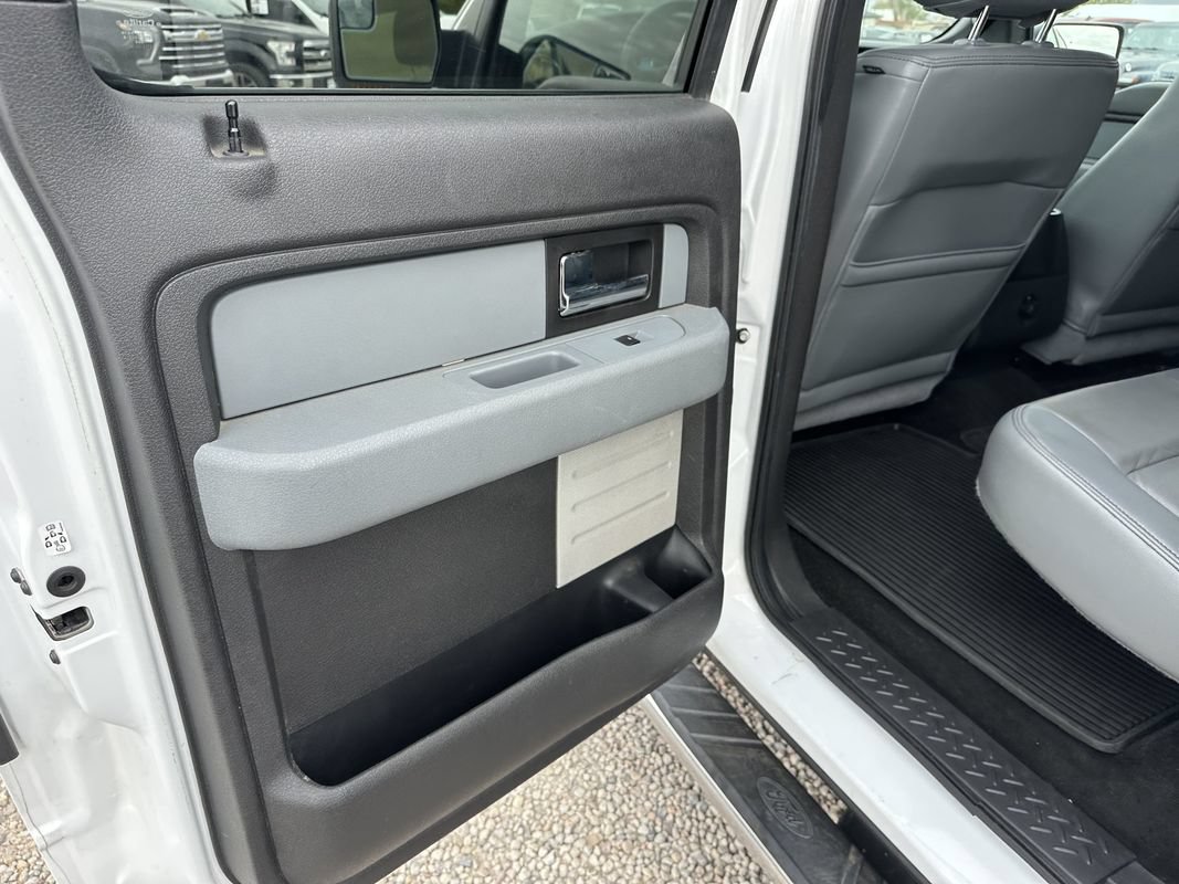 Used 2014 Ford F150 XLT w/ Equipment Group 302A Luxury AWD/4WD image 28
