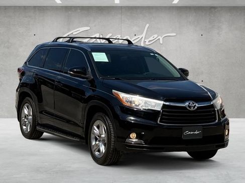 Used 2016 Toyota Highlander Limited FWD image 2