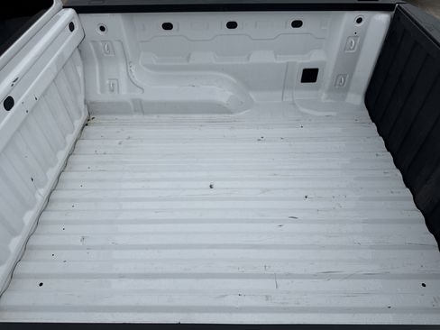 Used 2024 GMC Canyon Elevation image 31