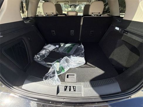 New 2026 Lincoln Corsair Reserve image 25