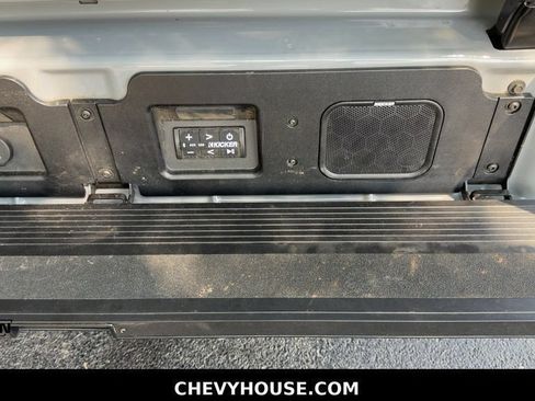 Used 2025 Chevrolet Silverado 1500 ZR2 AWD/4WD image 40