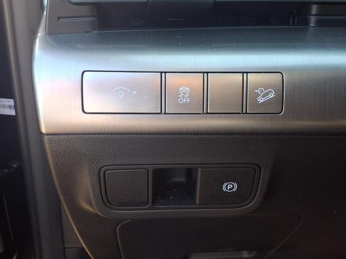 Used 2025 Hyundai Kona SEL AWD/4WD image 7