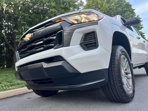 Used 2025 Chevrolet Colorado LT w/ Advanced Trailering Package RWD image 76