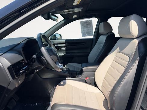 Used 2024 Honda CR-V Sport Touring image 9