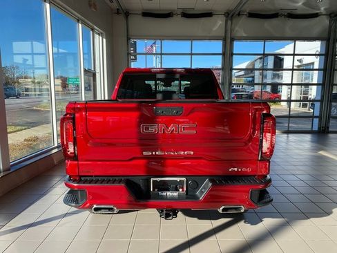 Used 2025 GMC Sierra 1500 AT4 w/ AT4 Premium Package image 6