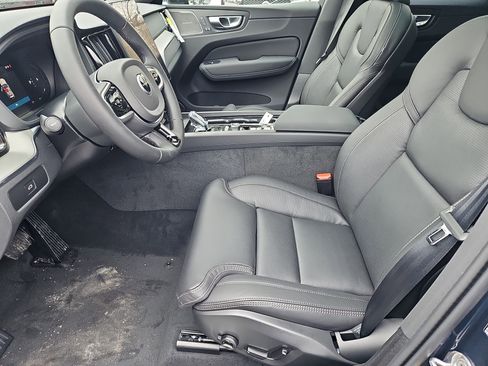 New 2026 Volvo XC60 B5 Ultra w/ Protection Package Premier image 21