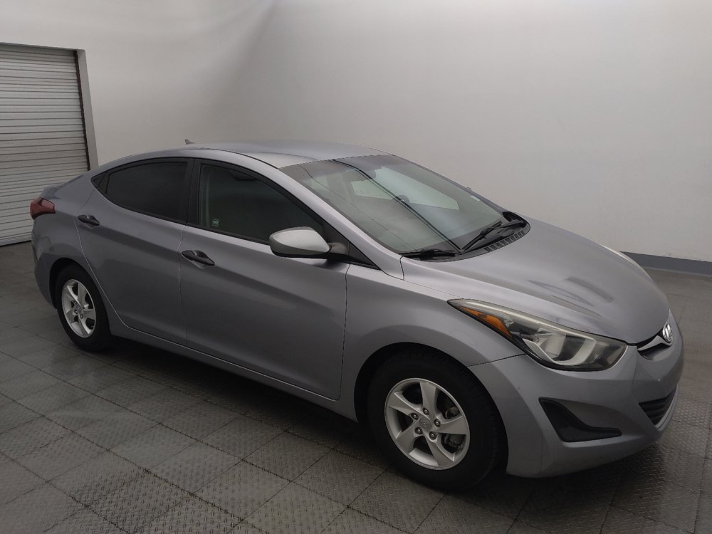 Used 2015 Hyundai Elantra SE FWD image 11