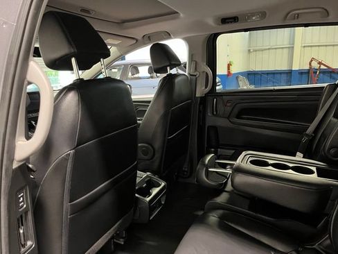 Used 2023 Honda Odyssey EX-L image 17
