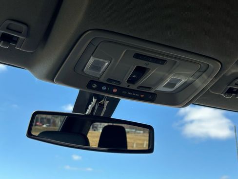 Used 2022 Chevrolet Silverado 3500 LTZ w/ LTZ Texas Edition image 46