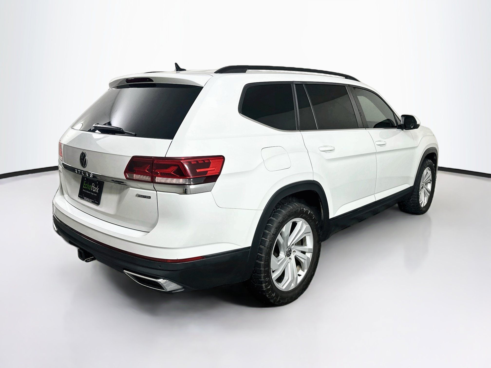 Used 2023 Volkswagen Atlas SE w/ Panoramic Sunroof Package AWD/4WD image 9