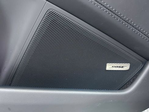 Certified 2025 Porsche 911 Carrera RWD image 8