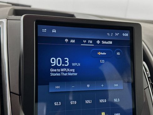 Used 2024 Ford Edge Titanium image 19