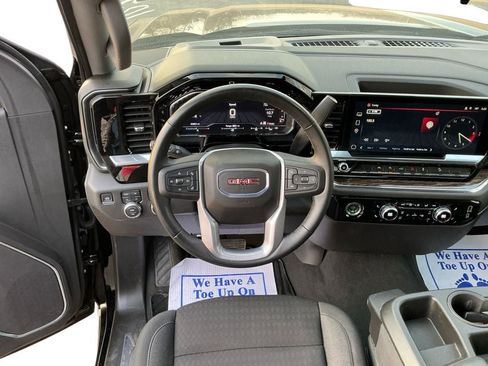 Used 2024 GMC Sierra 1500 Elevation w/ X31 Off-Road Package image 12
