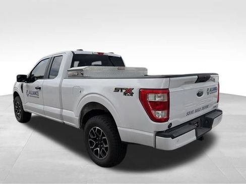 Certified 2022 Ford F150 XL w/ STX Appearance Package AWD/4WD image 8