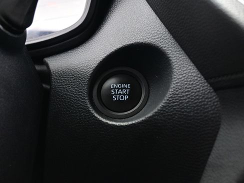 Used 2024 Toyota Corolla Cross LE image 21