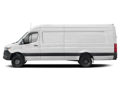 Used 2025 Mercedes-Benz Sprinter 3500 image 3