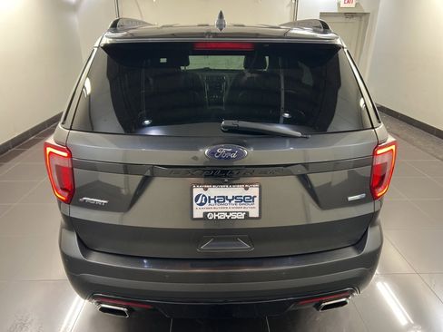 Used 2017 Ford Explorer Sport w/ Equipment Group 401A image 5