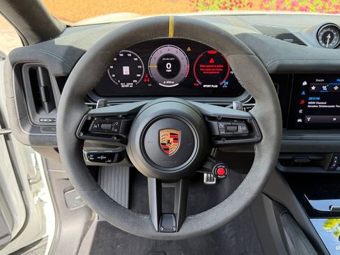 Used 2024 Porsche Cayenne Turbo GT image 17