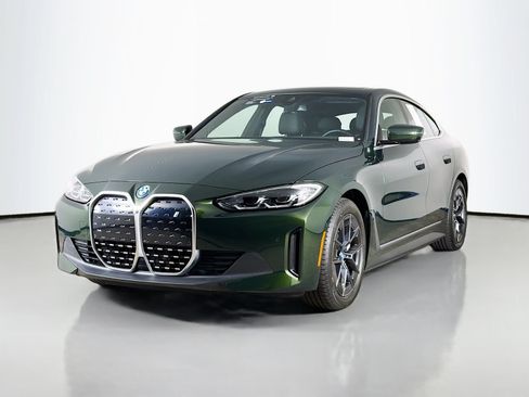 Used 2023 BMW i4 eDrive35 w/ Premium Package RWD image 3