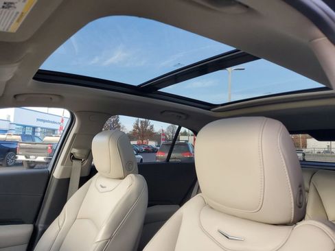 Certified 2023 Cadillac XT4 Premium Luxury w/ Cold Weather Package image 7